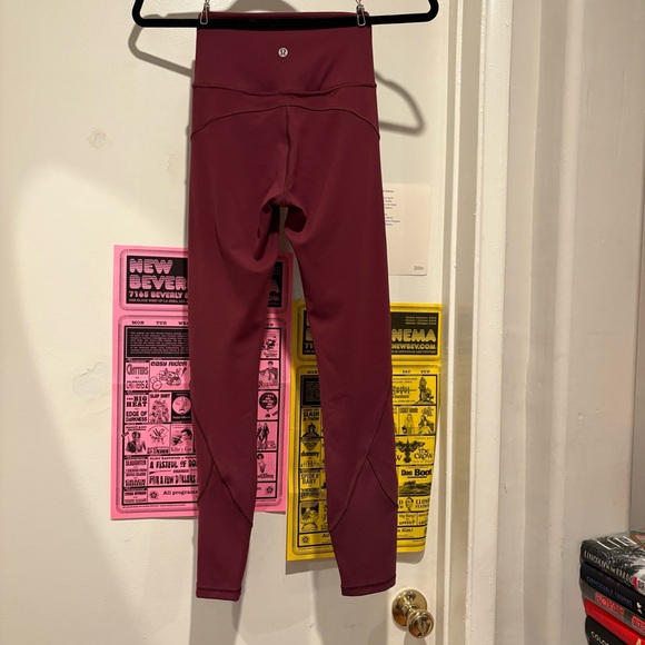 Lululemon In Movement 7/8 Tight Leggings Everlux 25" Black Cherry Maroon Yoga - Picture 5 of 12